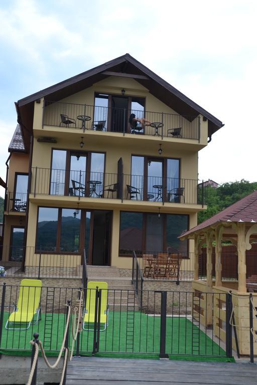 Vila Golful Dunarii Dubova Exterior photo